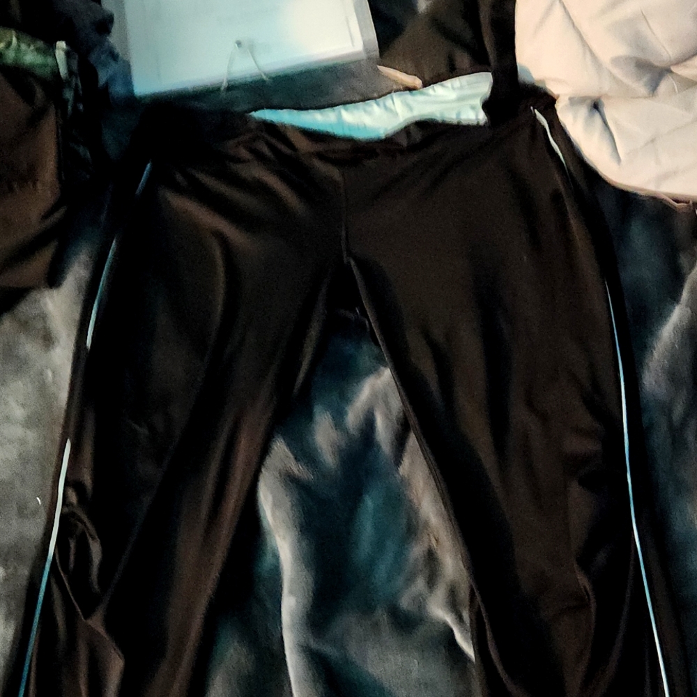 Athletic leggings